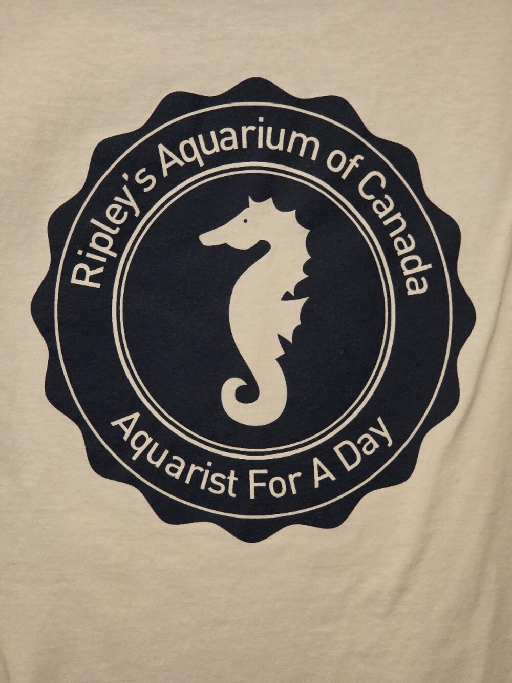 GENTLY USED, RIPLEY'S AQUARIUM CANADA TEE SHIRT, SMALL!!! - Picture 3 of 5